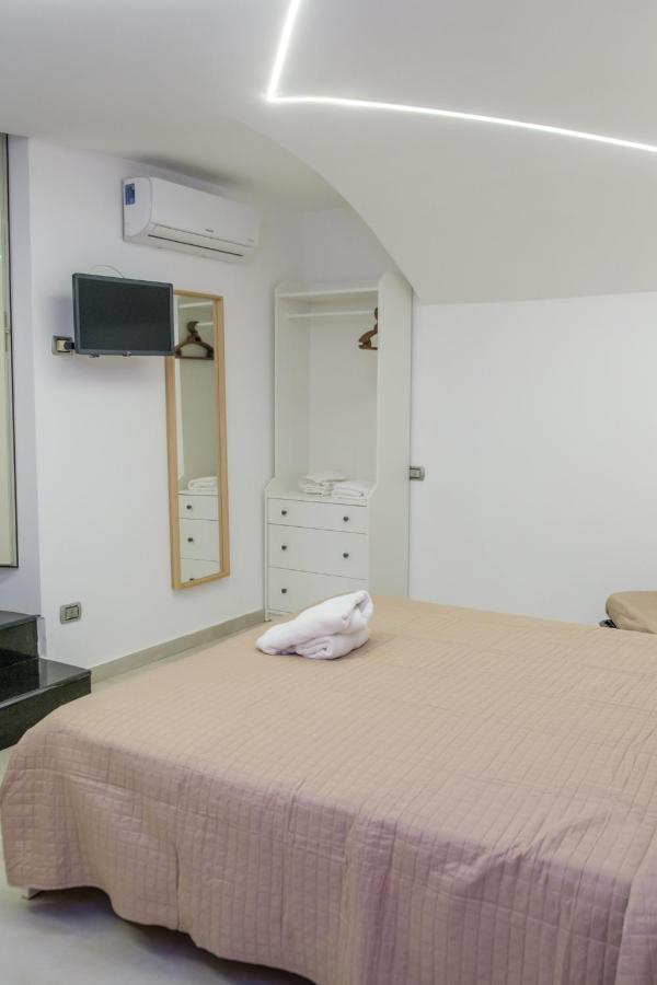 Casa Vacanze I Murales Apartment *