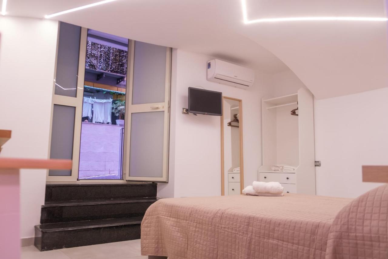 Casa Vacanze I Murales Naples